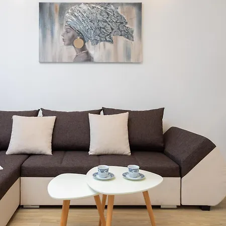 Juranovic 아파트 *