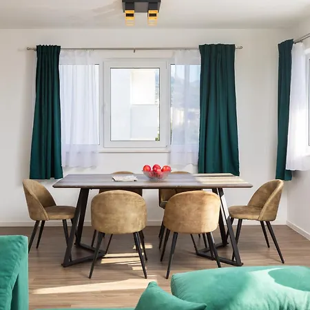 Juranovic Apartments