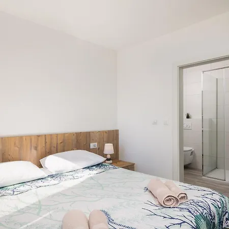 Juranovic Apartments * Makarska