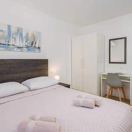 Apartment Juranovic *