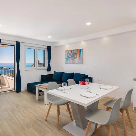 Juranovic Apartment Makarska